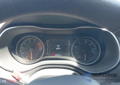 2019 Jeep Cherokee Latitude Fwd из США, поврежденный, VIN 1C4PJLCX8KD264794